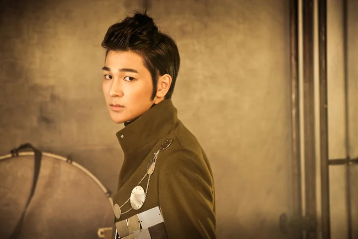 박건우
